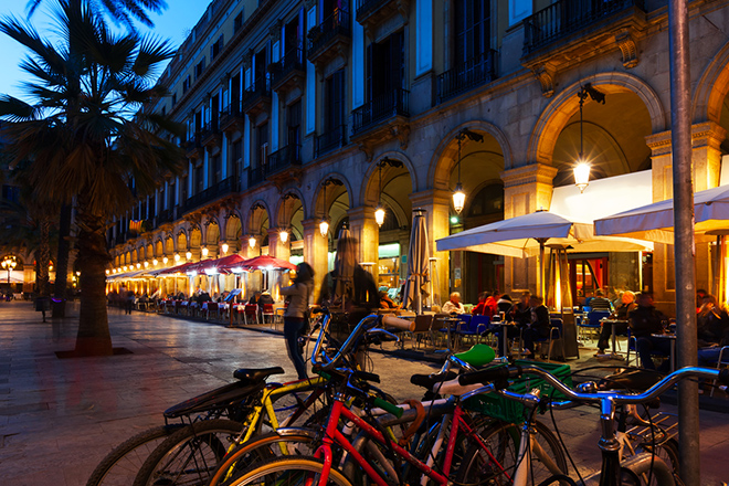 In Barcelona sagt man „bicicleta“!				