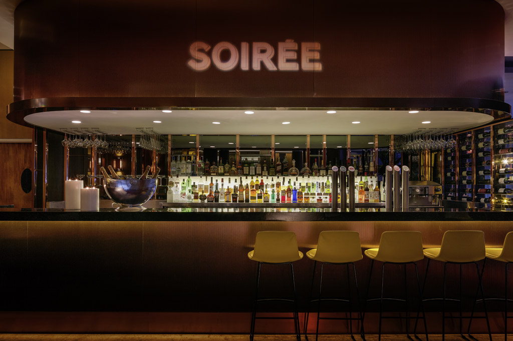 Soiree Bar in Sofitel Sydney Wentworth