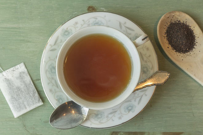 Spilling your drink is not ideal afternoon tea etiquette