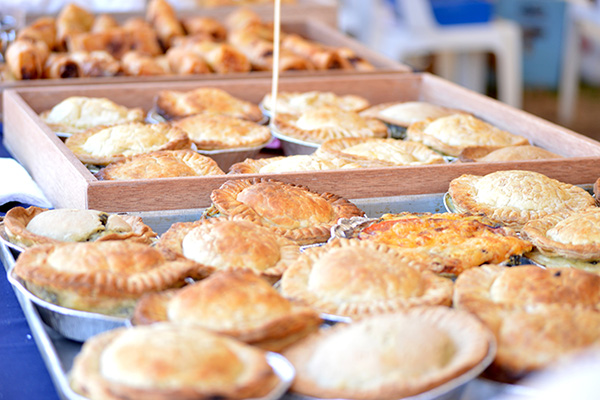 Smaller sweet pies and savoury pies are perfect for the pie lover who can’t choose which pie to get: get both!