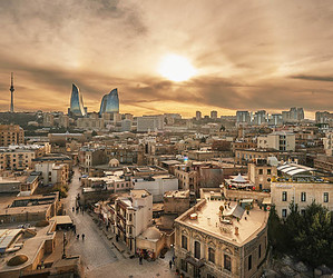 Баку – гармония древности и современности 