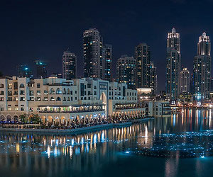 Durch die nacht tanzen in Dubai                                    