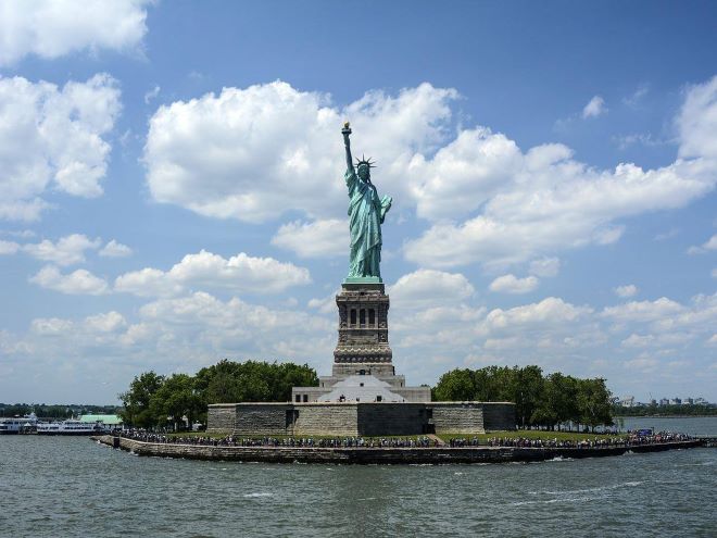 Estátua da Liberdade, Nova York, EUA um dos momumentos históricos americanos mais famosos do mundo