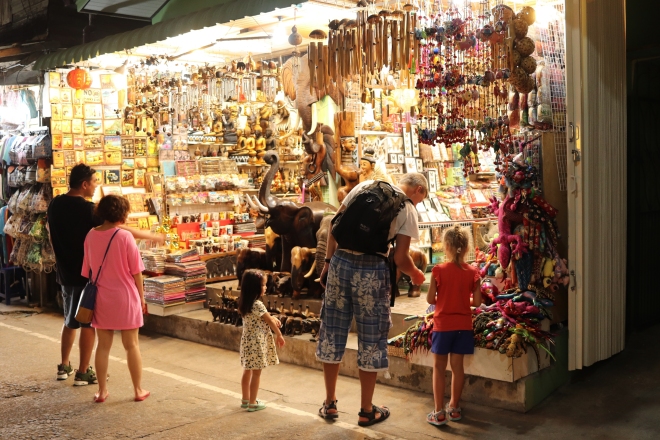 fisherman's village walking street koh samui