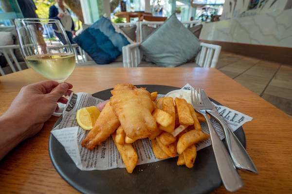 Plate of delicious fish & chips.