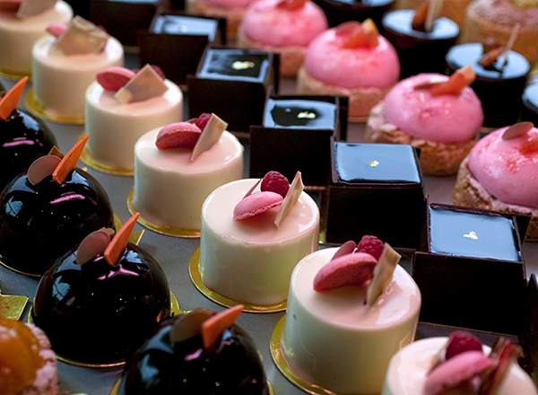 Petit fours - tiny french pastries in a Paris bakery
