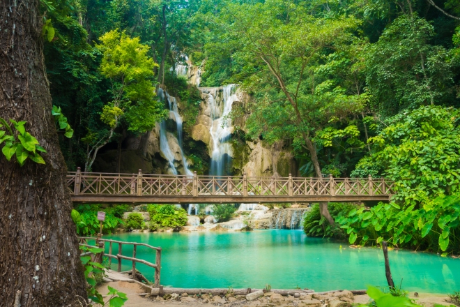 kuang si waterfall luang prabang