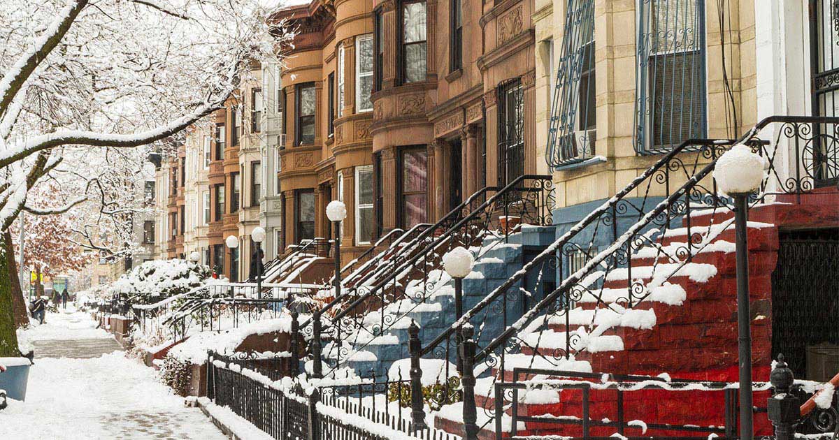 Listening to Christmas carols in New York