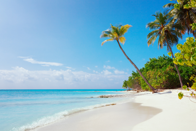 beaches in maldives