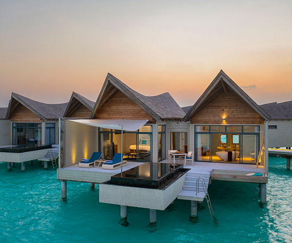 Mövenpick Resort Kuredhivaru Maldives