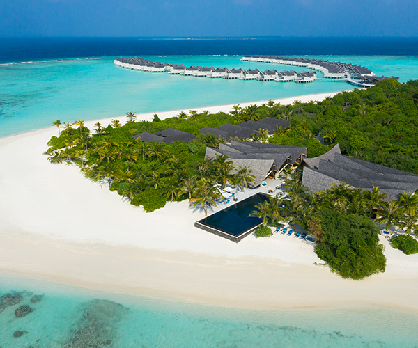 Mövenpick Resort Kuredhivaru Maldives