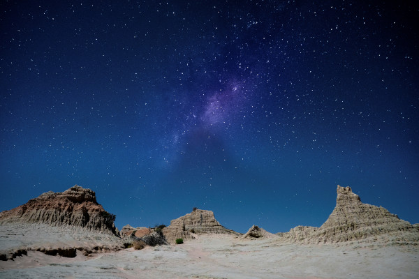 Mungo National Park, home to ancient artefacts and serene views.