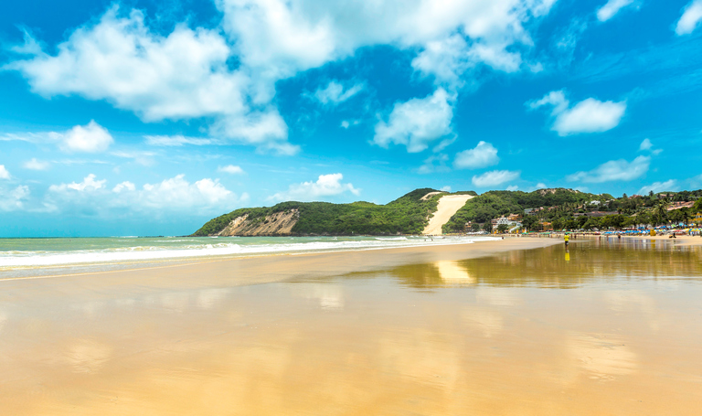 Praia de Ponta Negra, em Natal (Getty Images)