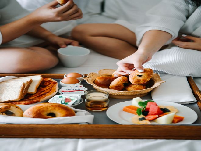 Café da manhã no hotel: regimes de alimentação — Vai com elas
