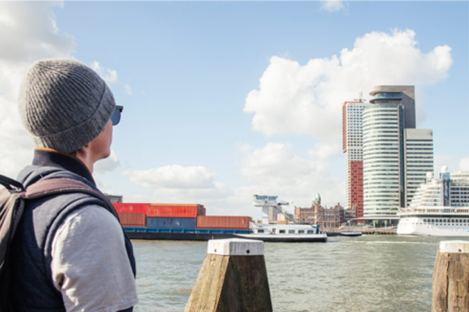Tourist in Rotterdam