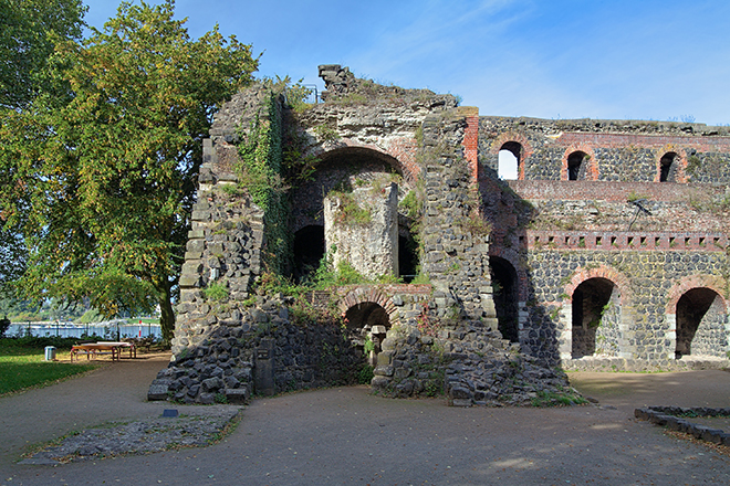 De ruïnes van Kaiserpfalz in Kaiserswerth