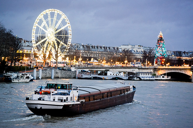 paris-at-night-december