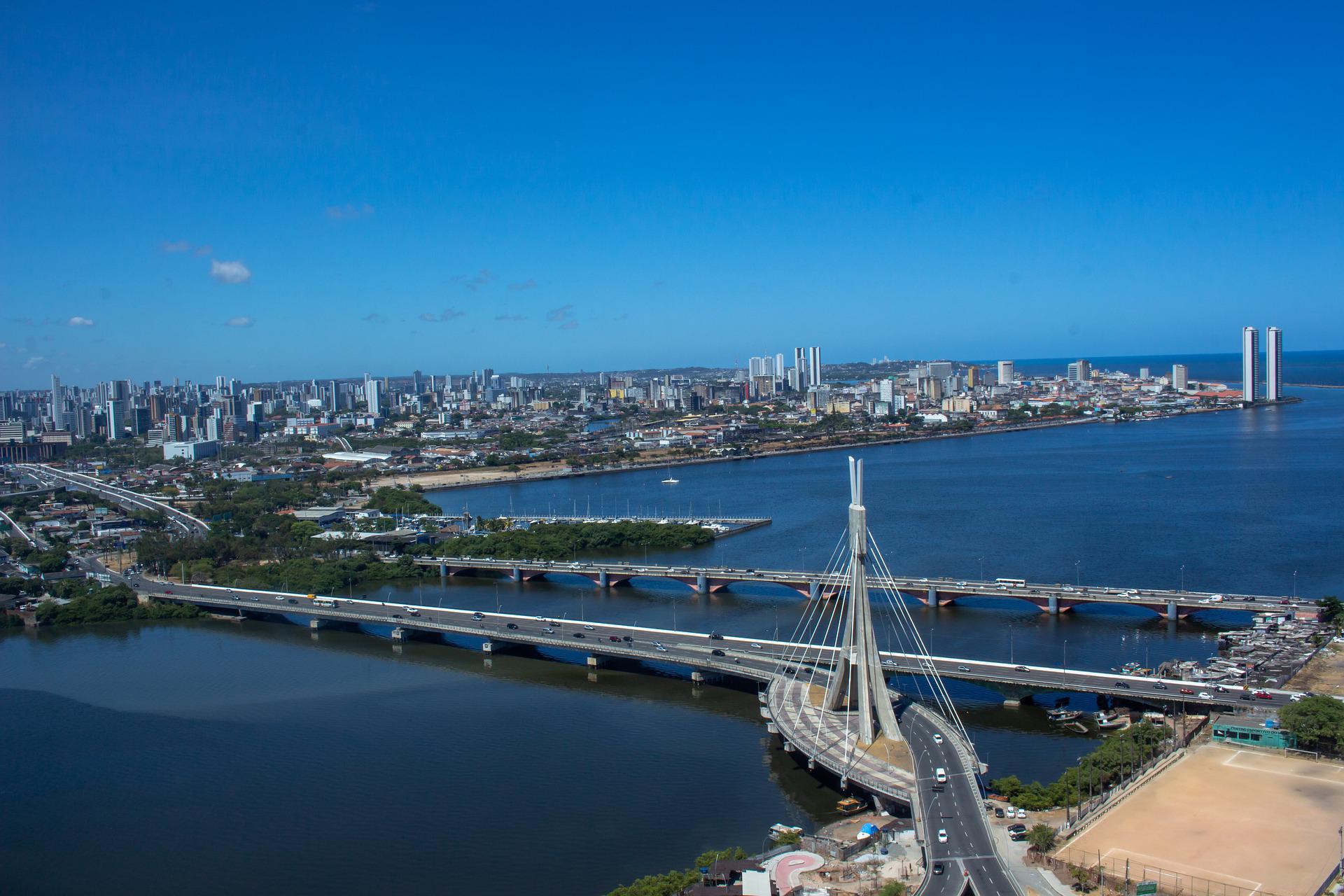 Pontes de Recife são um dos motivos para a cidade ser a Veneza Brasileira