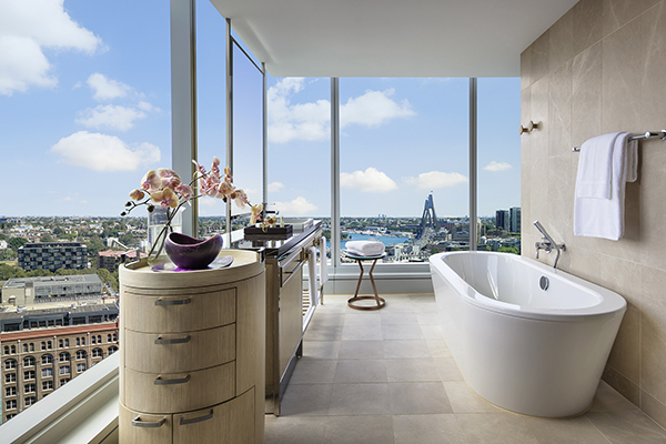 Luxury Corner Room Bathroom at Sofitel Sydney Darling Harbour 