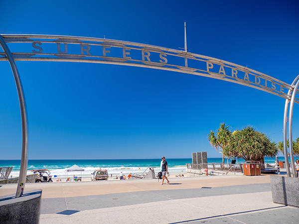 Surfers Paradise Beach: Tourism Australia