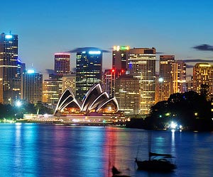 Trinquer à minuit au bord de l'eau à Sydney