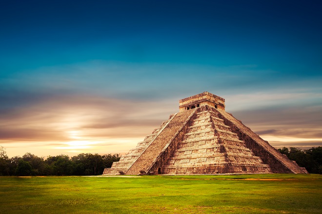 Pirámide El Castillo, Yucatán