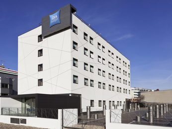 Hotel In Madrid Reservieren Sie In Diesem Ibis Budget Von Madrid Vallecas All